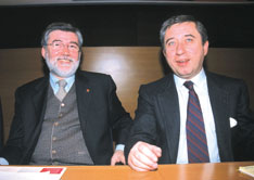 A sinistra il Segretario Generale della Cgil Sergio Cofferati, a destra il Presidente di Confindustria Antonio D'Amato